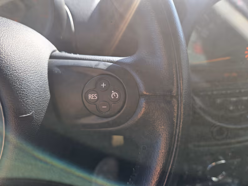 Mini Countryman - 12
