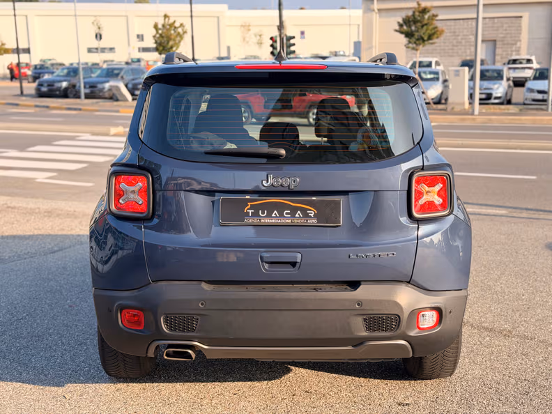 Jeep Renegade - 36