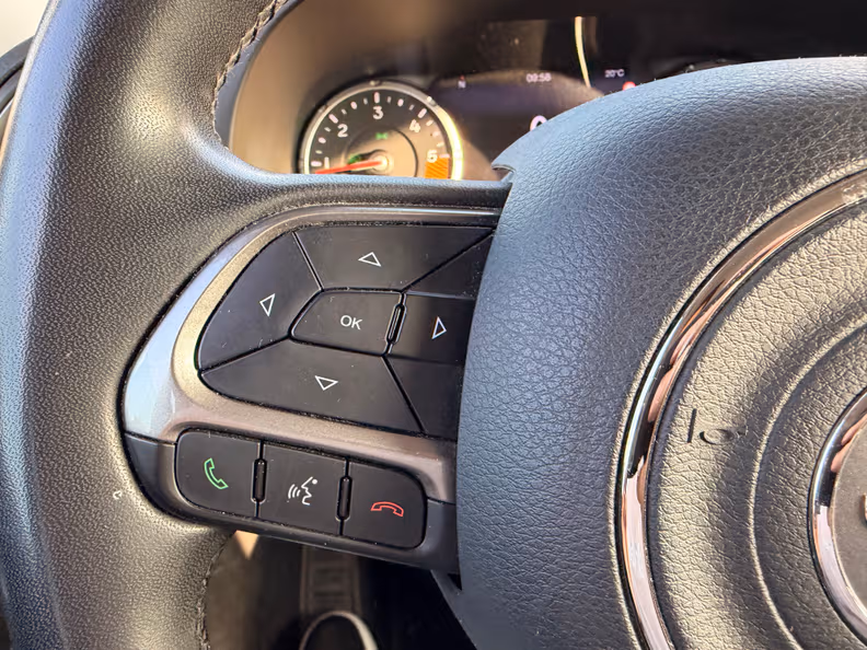 Jeep Renegade - 15