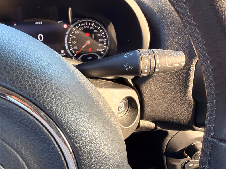 Jeep Renegade - 18