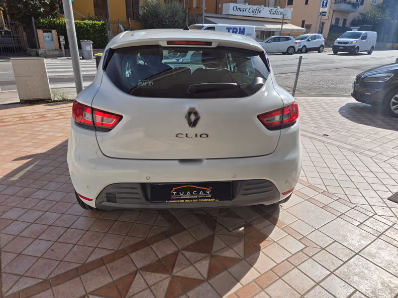 Renault Clio - 5