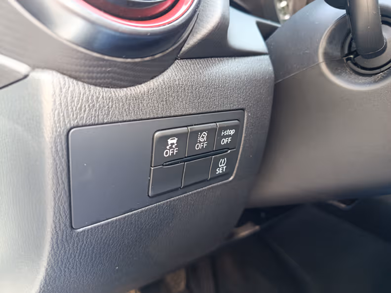 Mazda 2 - 19