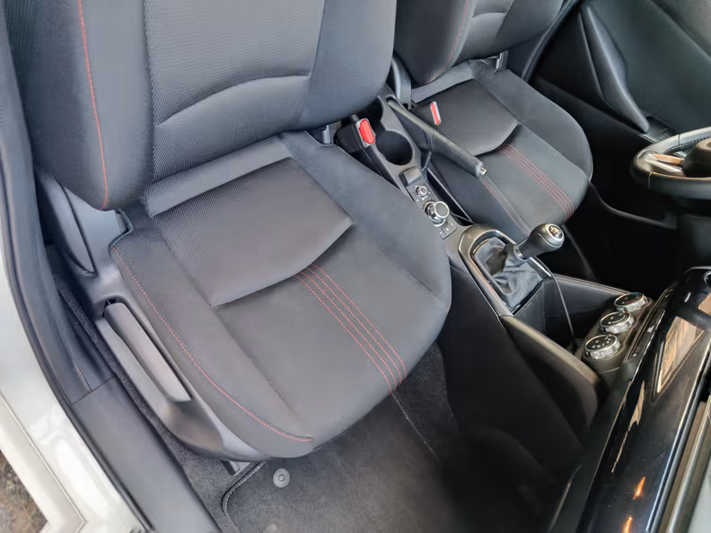 Mazda 2 - 23