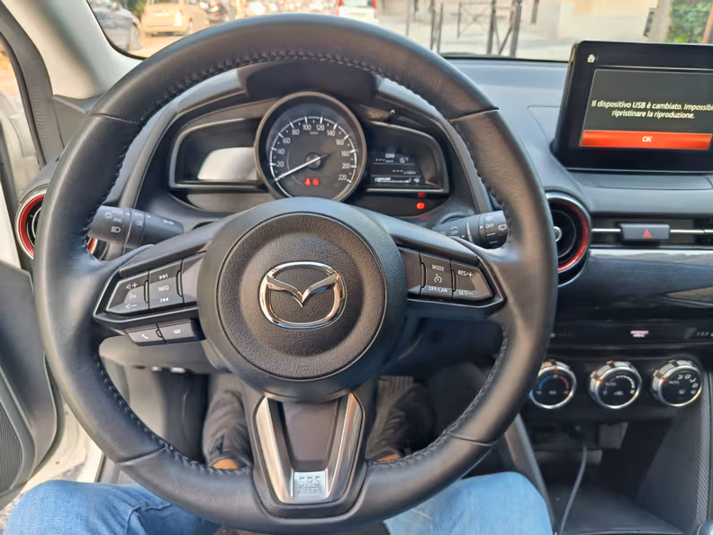 Mazda 2 - 11