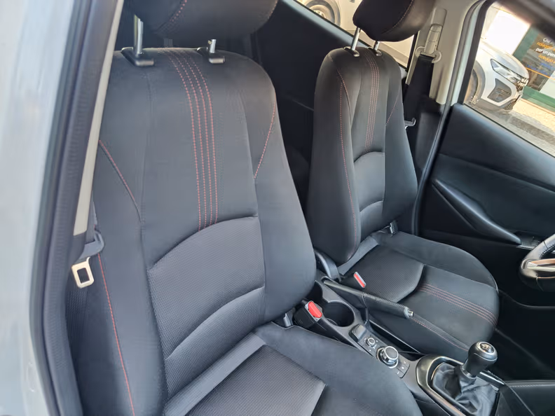 Mazda 2 - 24
