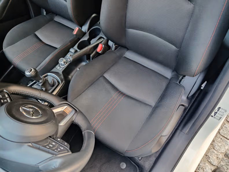 Mazda 2 - 20