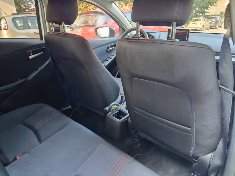 Mazda 2 - 27