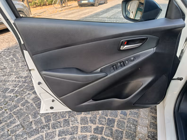 Mazda 2 - 33