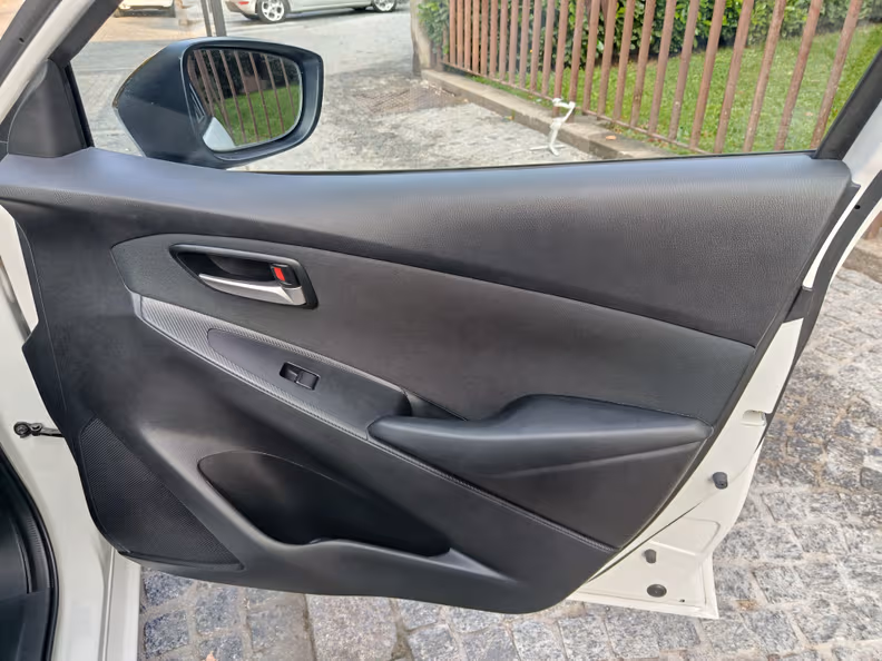 Mazda 2 - 37