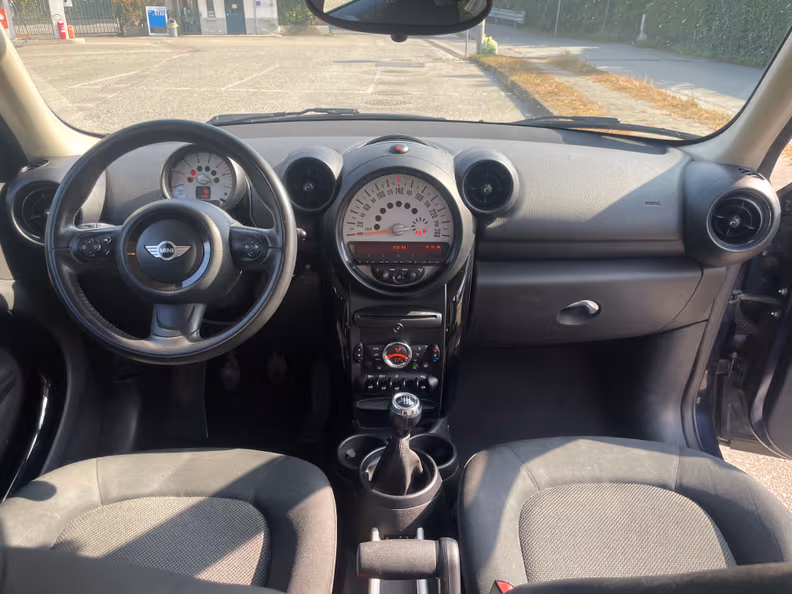 Mini Countryman - 21