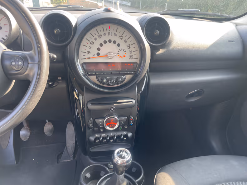 Mini Countryman - 13