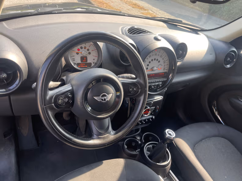 Mini Countryman - 10