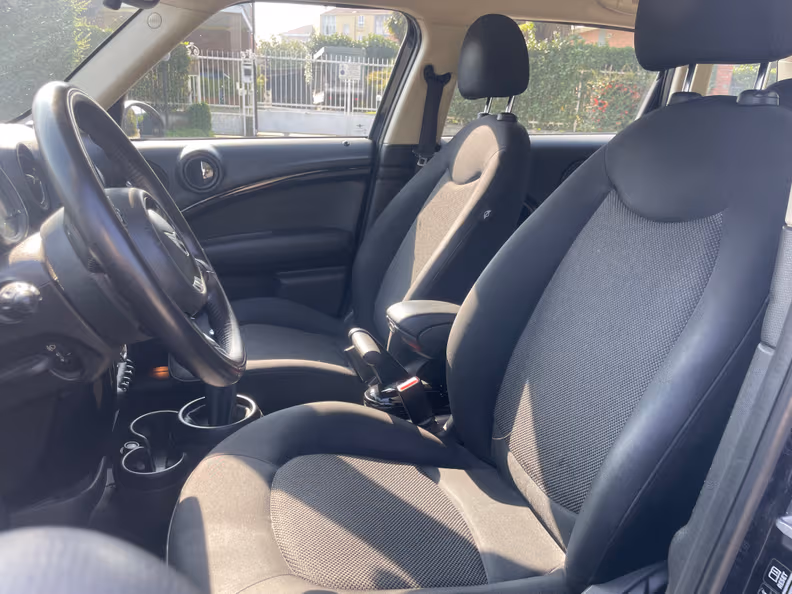 Mini Countryman - 9