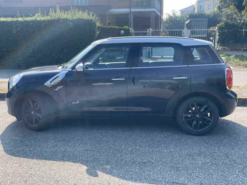 Mini Countryman - 8
