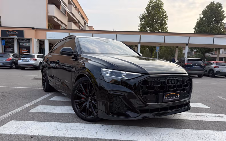 Audi Q8