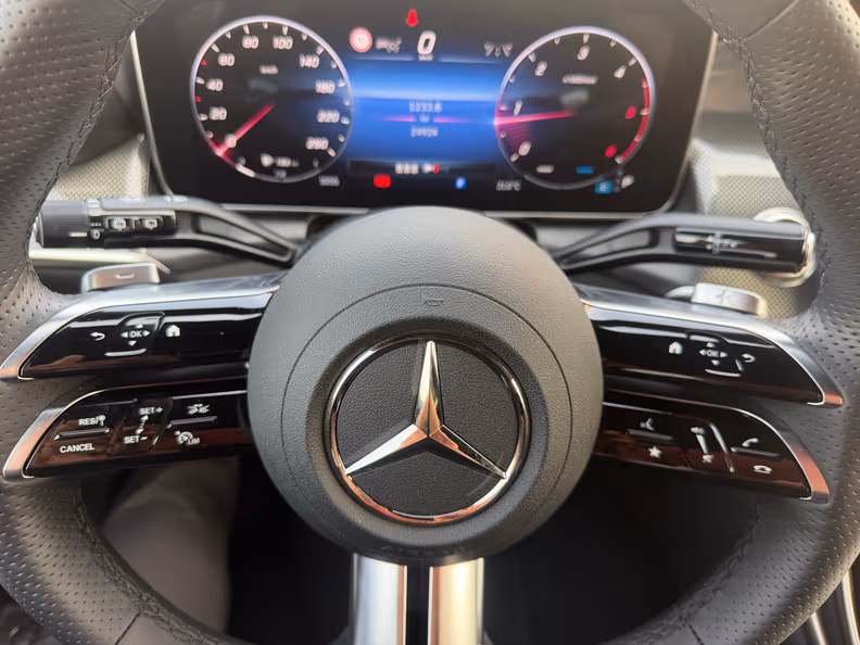 Mercedes-Benz GLC - 20