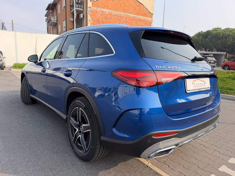 Mercedes-Benz GLC - 7