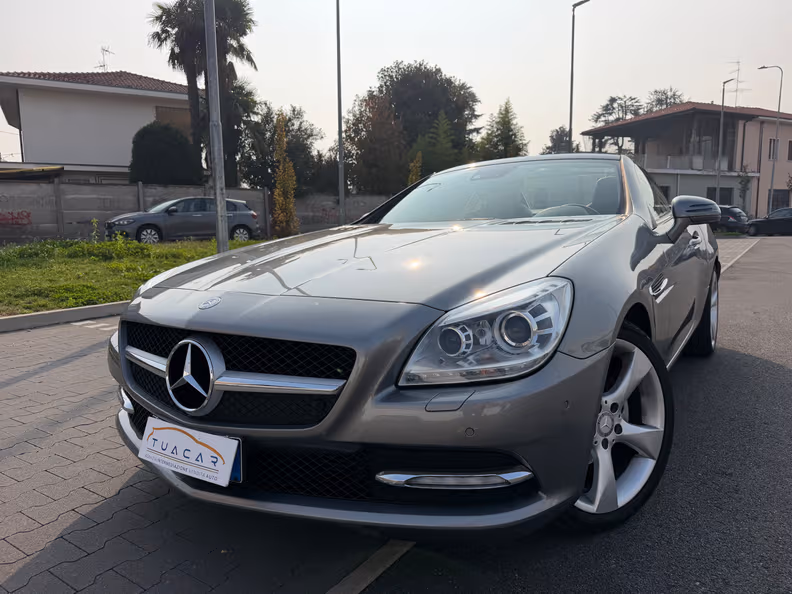 Mercedes-Benz 200
