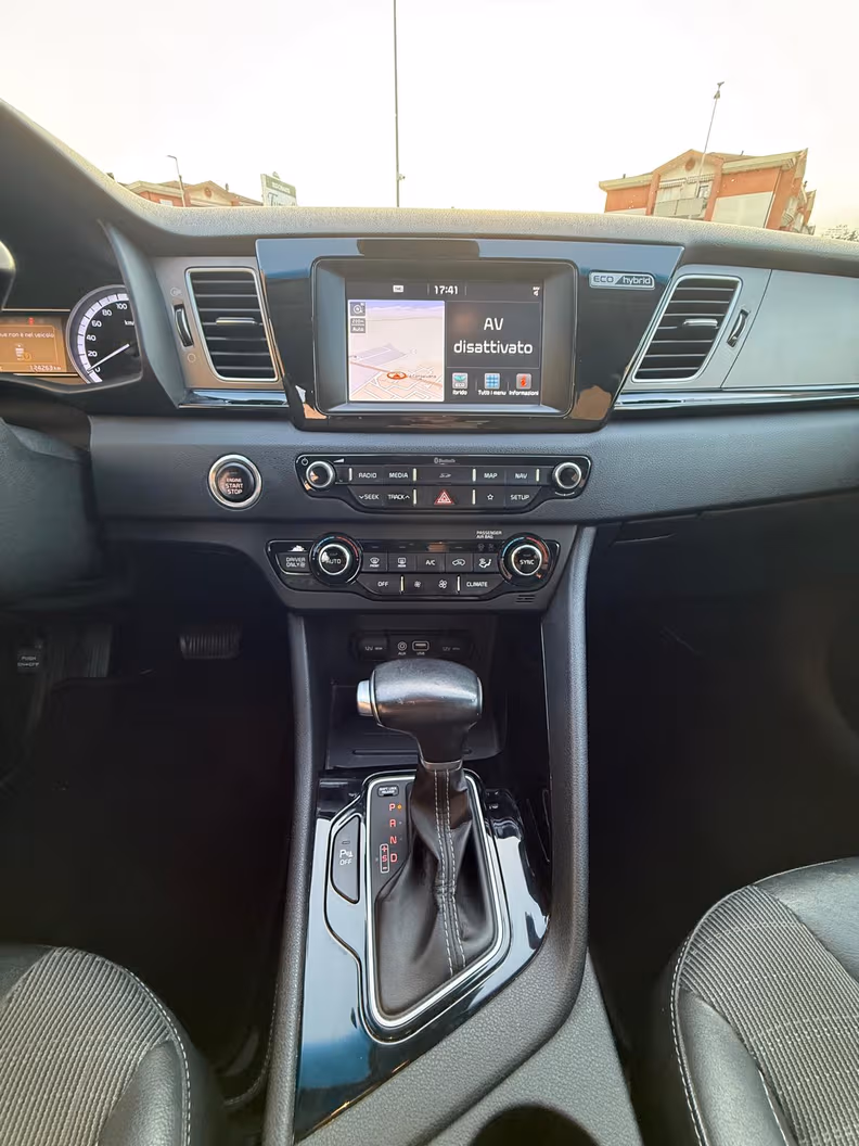Kia Niro - 16
