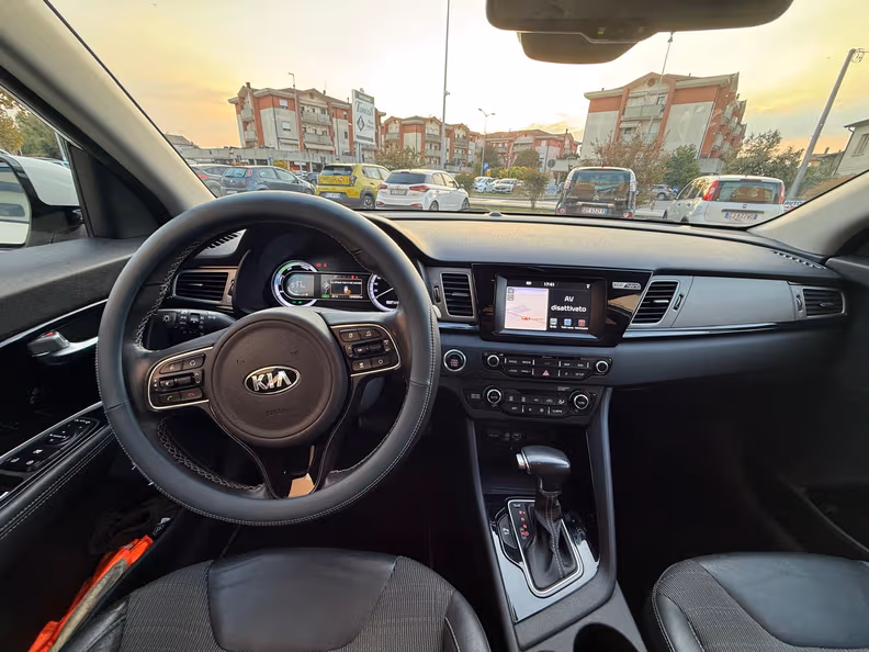 Kia Niro - 15