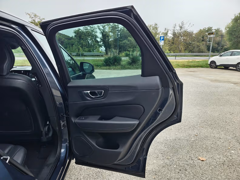Volvo XC60 - 21