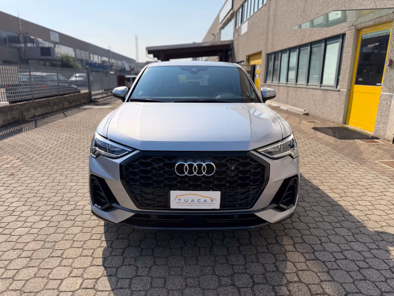 Audi Q3 - 8