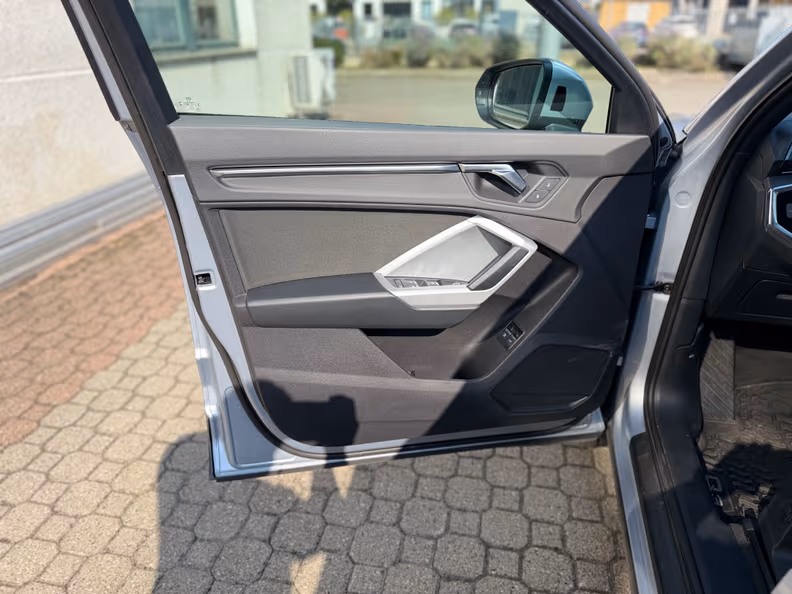Audi Q3 - 10