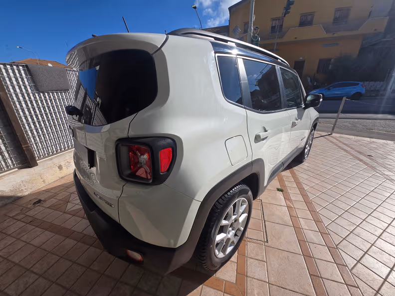 Jeep Renegade - 4