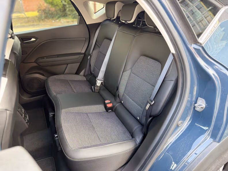 Renault Captur - 23