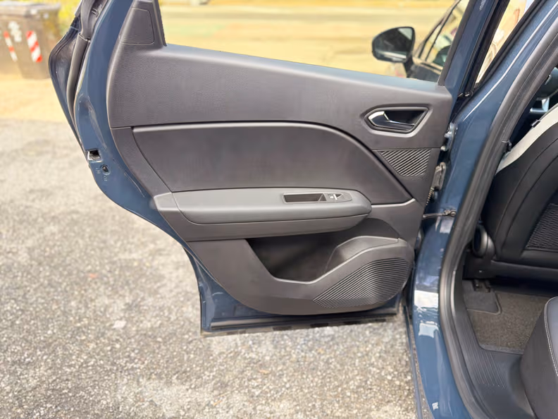 Renault Captur - 21
