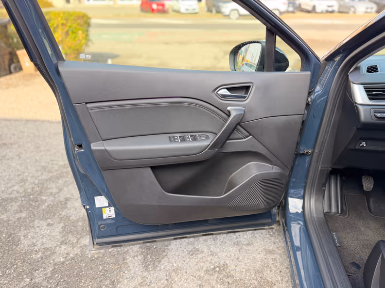 Renault Captur - 10