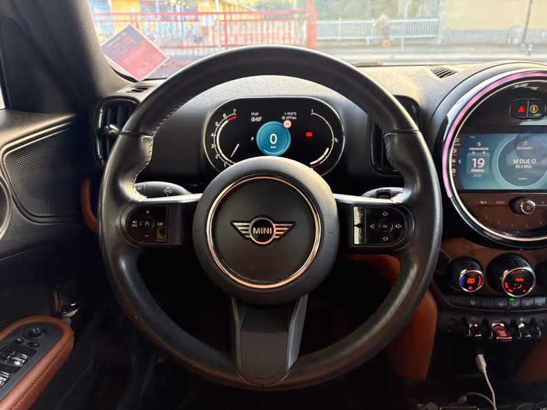 Mini Countryman - 5