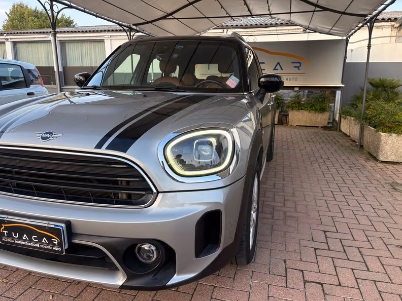 Mini Countryman - 32