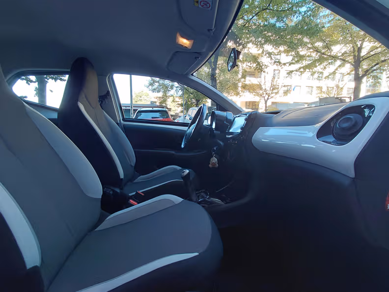Toyota Aygo - 12