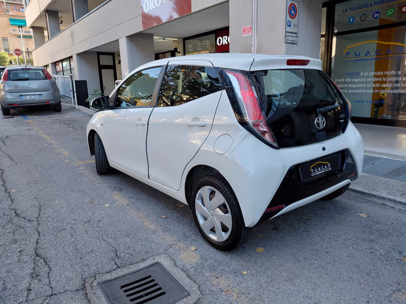 Toyota Aygo - 5