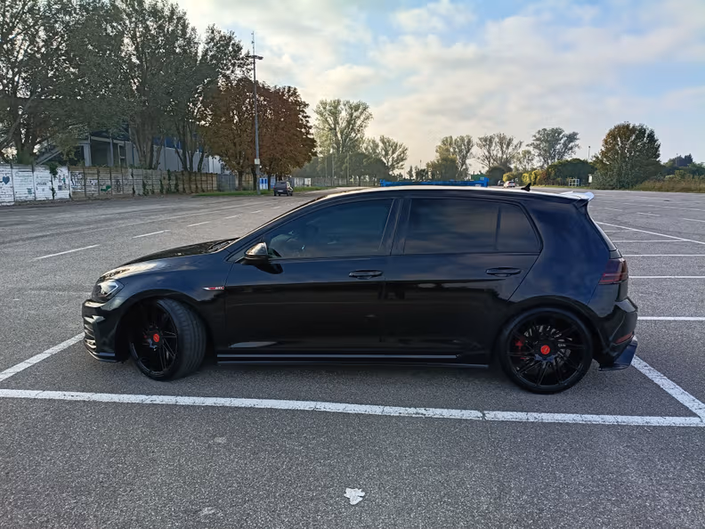 Volkswagen Golf - 19