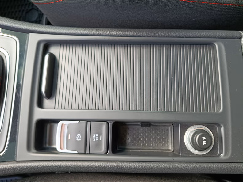 Volkswagen Golf - 59