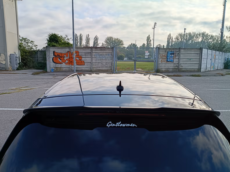 Volkswagen Golf - 28