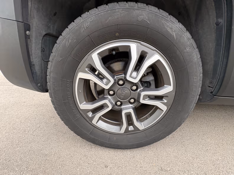 Jeep Renegade - 36