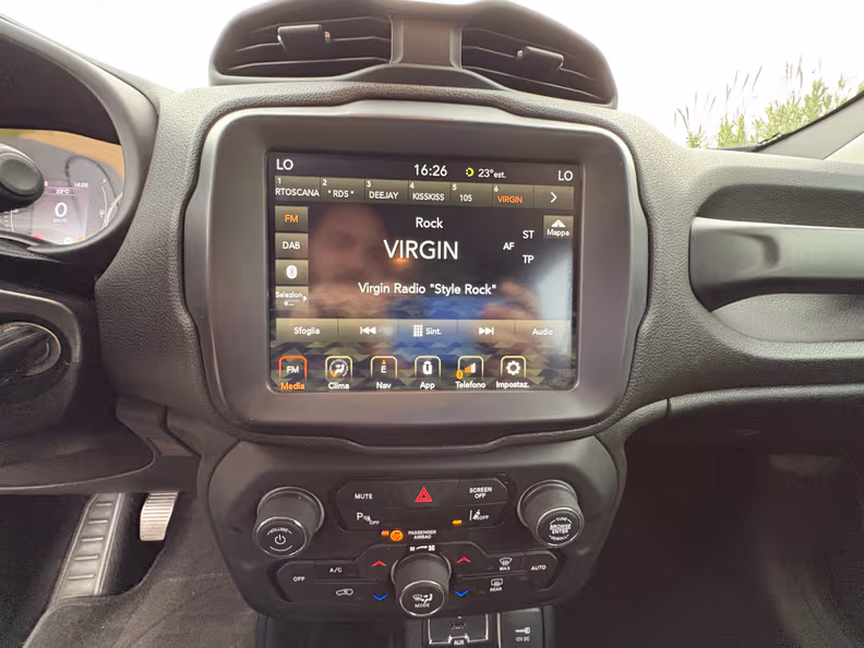 Jeep Renegade - 9