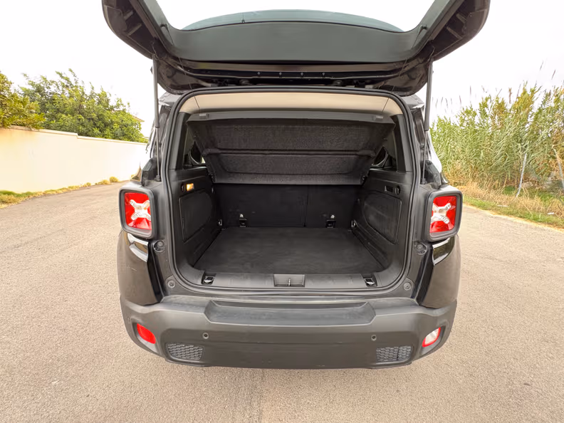 Jeep Renegade - 15