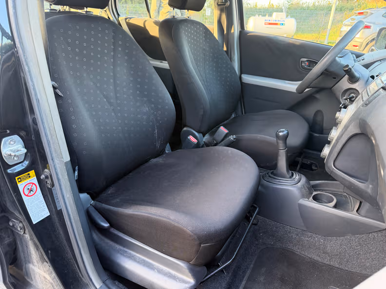 Toyota Yaris - 21