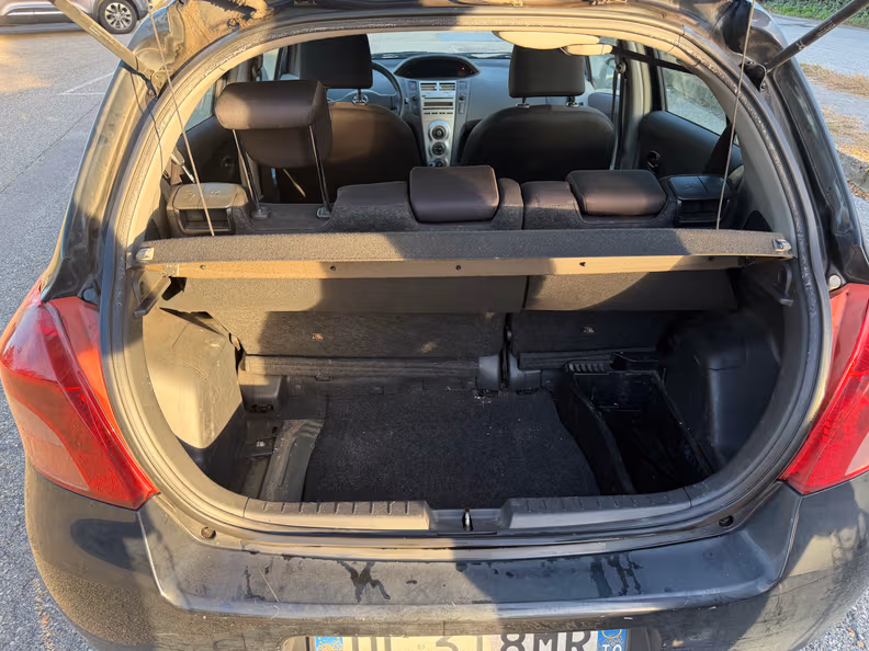 Toyota Yaris - 20