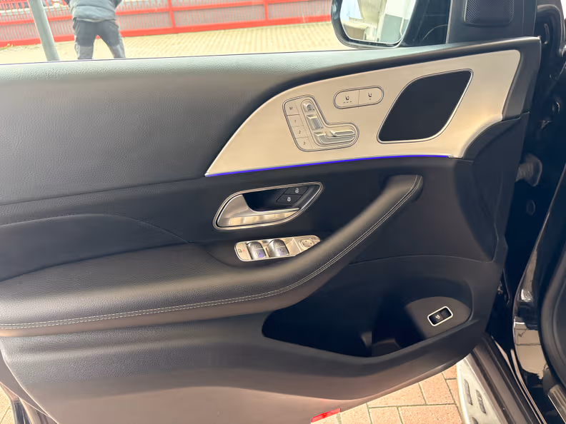 Mercedes-Benz GLE - 23