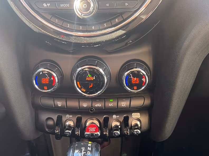 Mini 1.5 Cooper D Hype 5 - 17