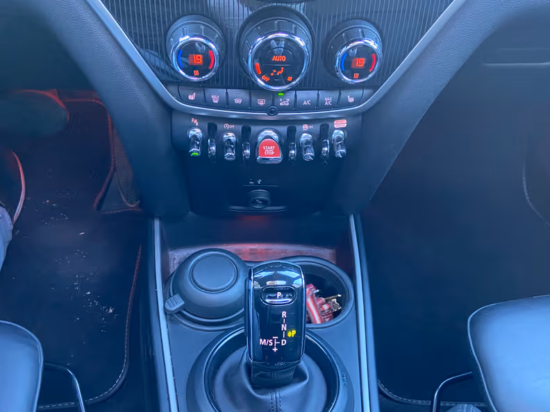 Mini Countryman - 11