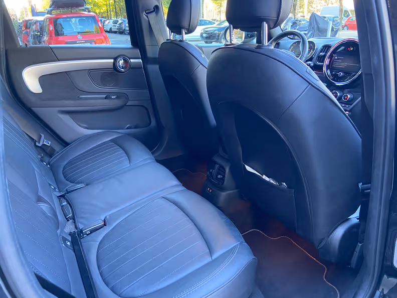 Mini Countryman - 30