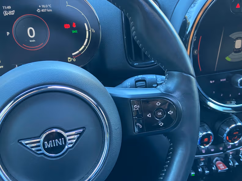Mini Countryman - 32