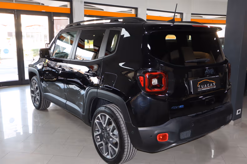 Jeep Renegade - 4