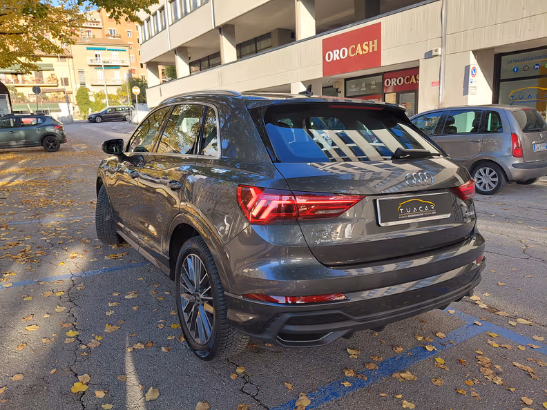 Audi Q3 - 5